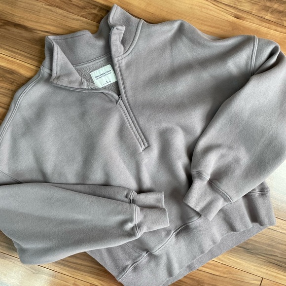 Abercrombie & Fitch Sweaters - Abercrombie & Fitch Women's Taupe Half-Zip Sweatshirt S super soft